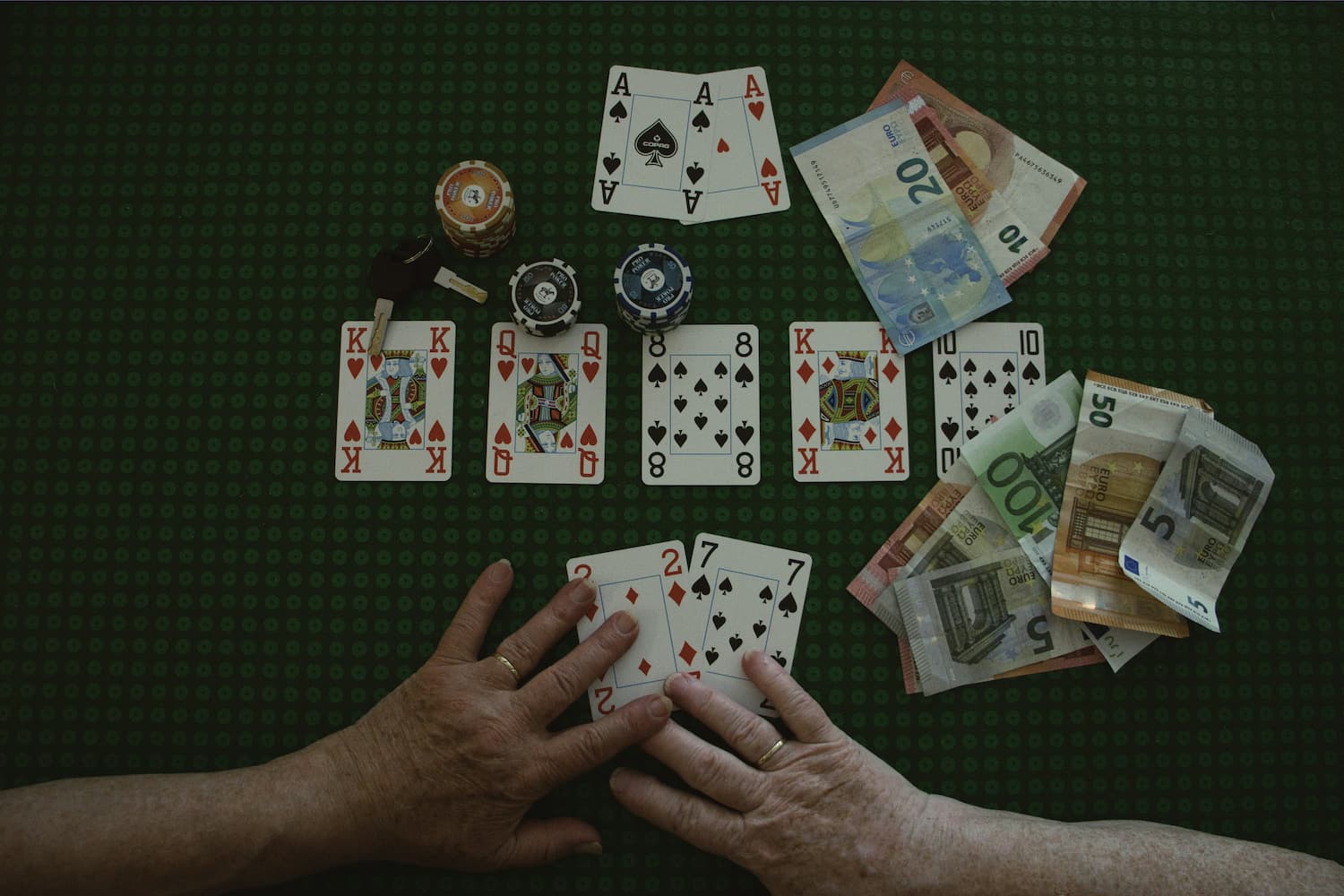How Online Casinos Are Changing the Gambling Industry